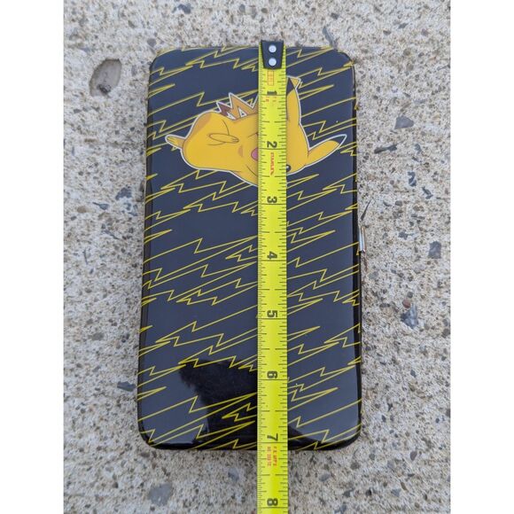 Pokemon Pikachu Wallet  Hard Case Snap Clasp Hinged Anime Yellow - Picture 6 of 8